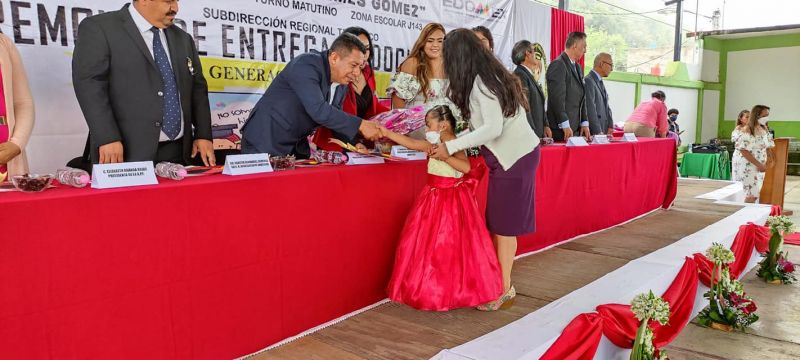 Ceremonia de graduacion Jardín de niños "Profra Elvia Jaimes Gómez"