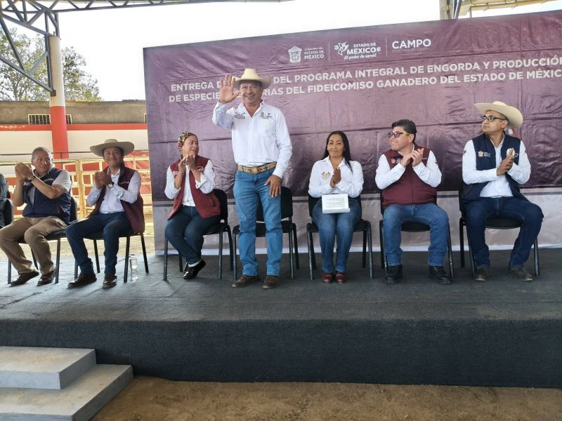 APOYO AL CAMPO EN AMATEPEC